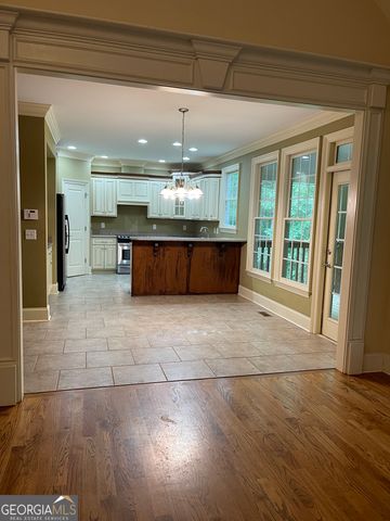 3910 Barnett Shoals Road S, Athens, GA 30605