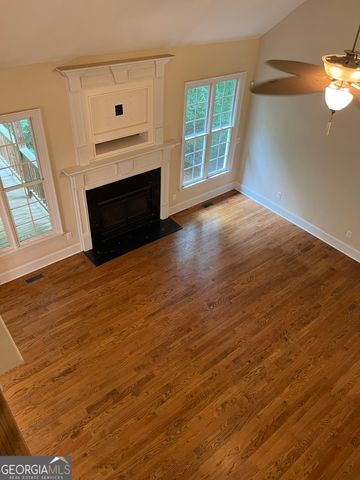 3910 Barnett Shoals Road S, Athens, GA 30605