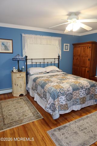 1624 Mount Everest Lane, Toms River, NJ 08753