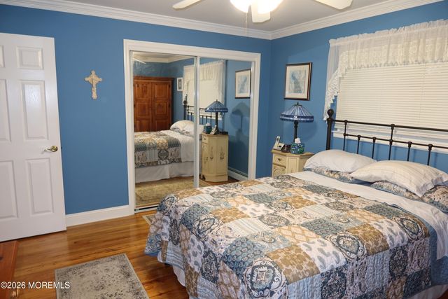 1624 Mount Everest Lane, Toms River, NJ 08753