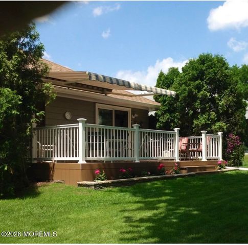 1624 Mount Everest Lane, Toms River, NJ 08753