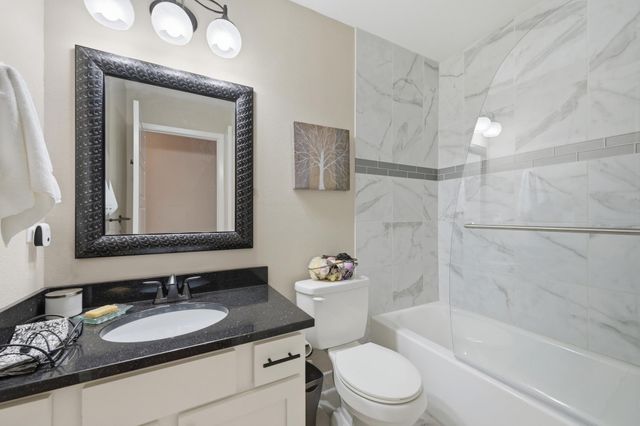 2012 Verbena DR, Austin, TX 78750