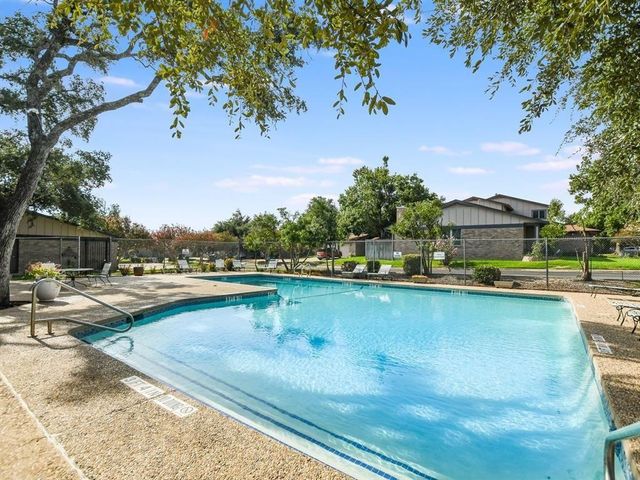 2012 Verbena DR, Austin, TX 78750