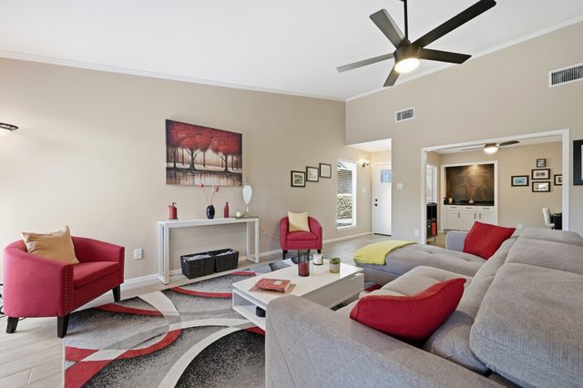 2012 Verbena DR, Austin, TX 78750