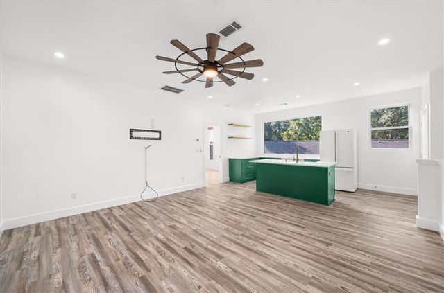 1871 Dyer Circle, Atlanta, GA 30341