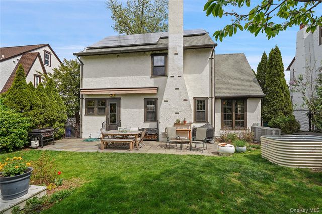 7 Bogert Place, Bronxville, NY 10708