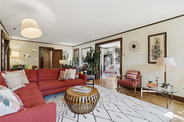 7 Bogert Place, Bronxville, NY 10708
