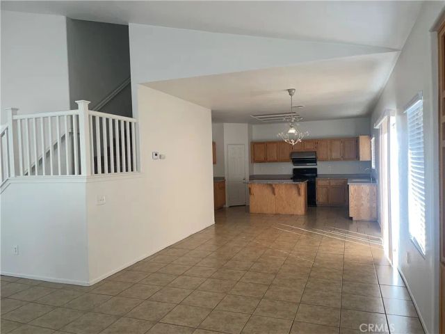 13533 Princeton Drive, Victorville, CA 92392