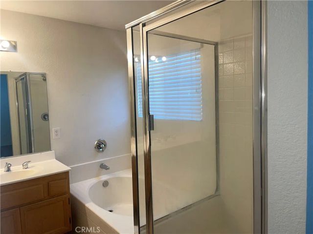 13533 Princeton Drive, Victorville, CA 92392