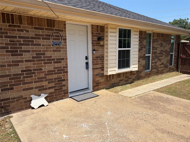 2309 Scott Mill Circle, Carrollton, TX 75006