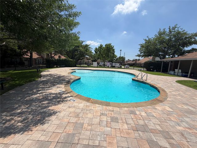 2309 Scott Mill Circle, Carrollton, TX 75006