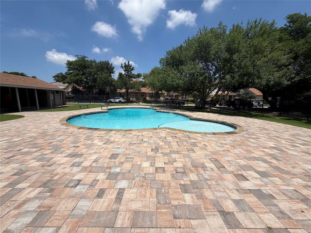 2309 Scott Mill Circle, Carrollton, TX 75006