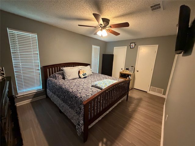 2309 Scott Mill Circle, Carrollton, TX 75006