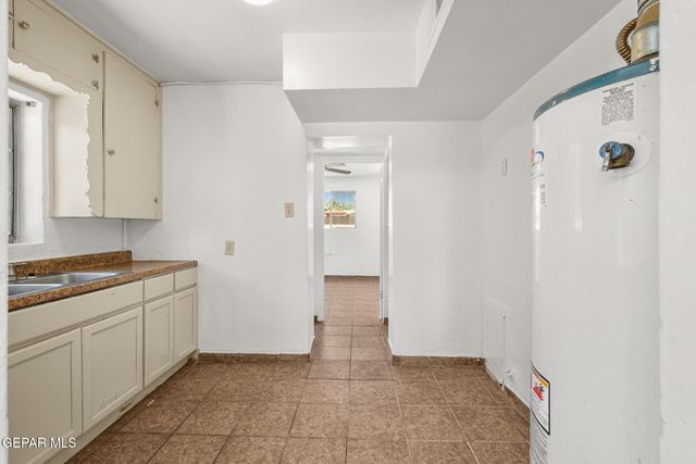 3613 TYLER Avenue, El Paso, TX 79930