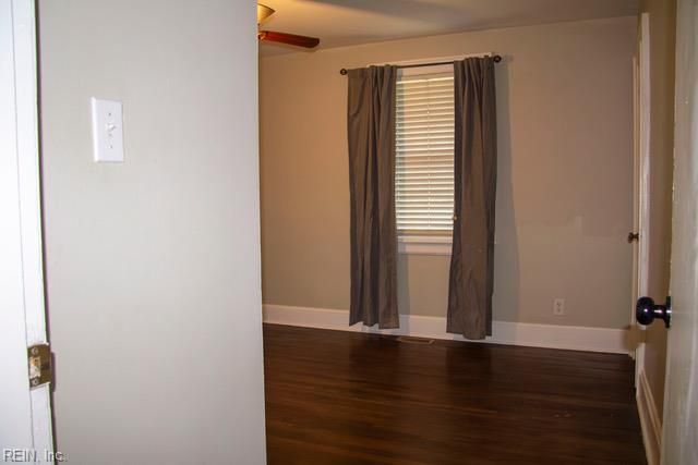 35 Rivercrest DR, Portsmouth, VA 23701