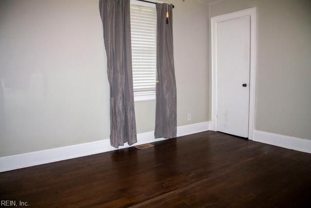 35 Rivercrest DR, Portsmouth, VA 23701