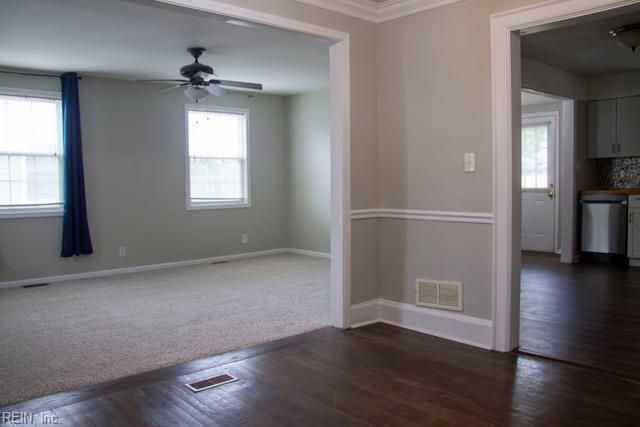 35 Rivercrest DR, Portsmouth, VA 23701