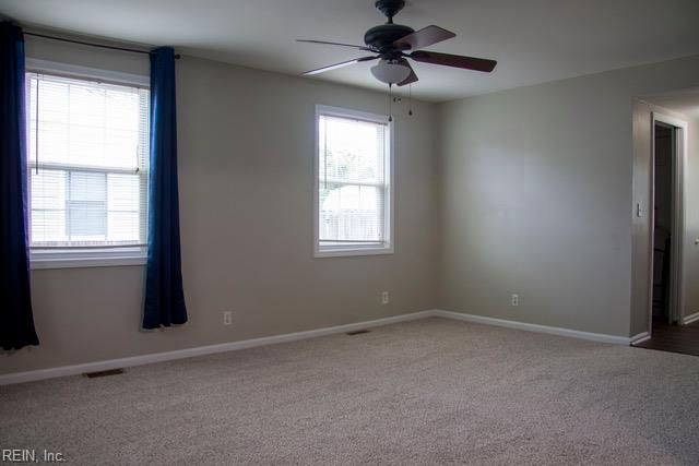 35 Rivercrest DR, Portsmouth, VA 23701