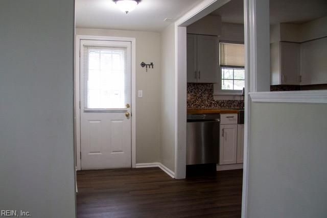 35 Rivercrest DR, Portsmouth, VA 23701