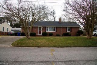35 Rivercrest DR, Portsmouth, VA 23701