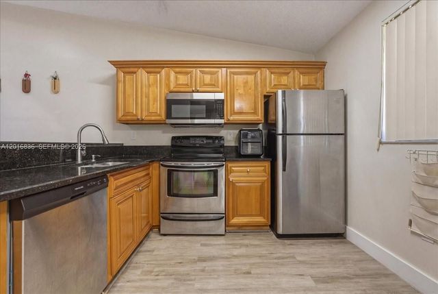 9860 Nob Hill Ln 9860, Sunrise, FL 33351