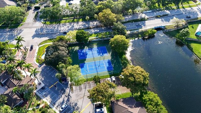 9860 Nob Hill Ln 9860, Sunrise, FL 33351