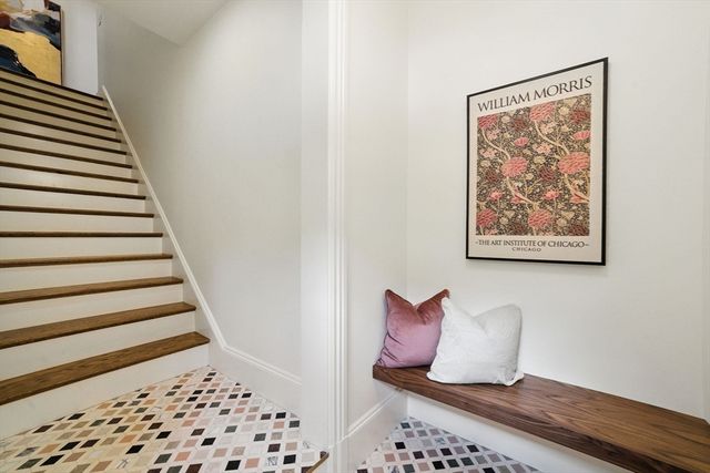 197 Winchester St 197, Brookline, MA 02446