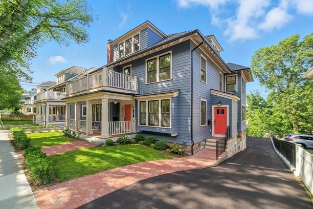 197 Winchester St 197, Brookline, MA 02446
