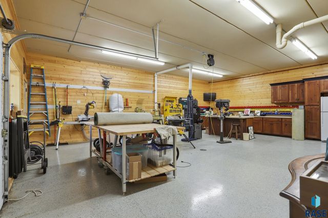 158 Signal Hill Rd Road, Yankton, SD 57078