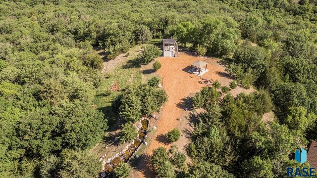 158 Signal Hill Rd Road, Yankton, SD 57078