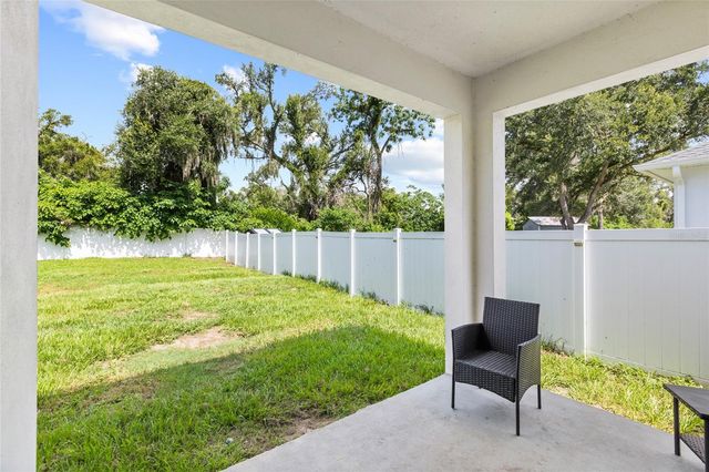 1747 S OAK STREET, Seffner, FL 33584