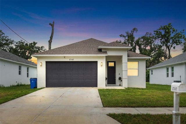 1747 S OAK STREET, Seffner, FL 33584