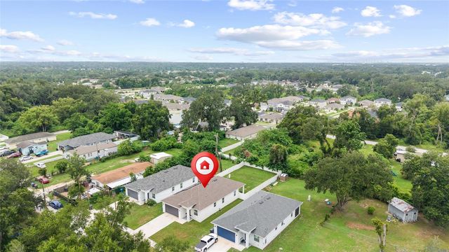 1747 S OAK STREET, Seffner, FL 33584