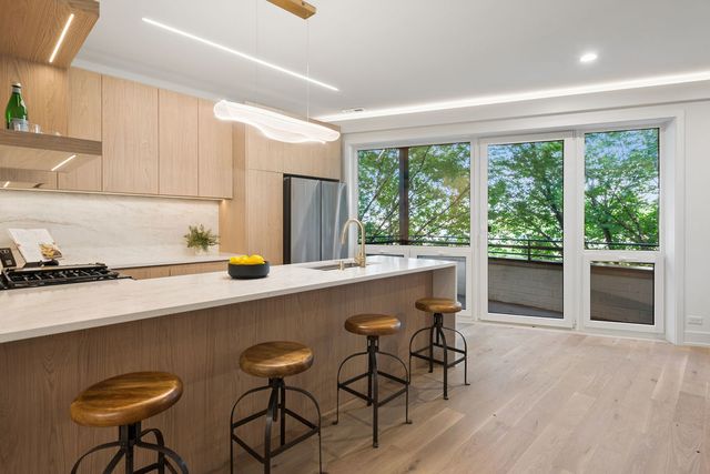 1656 N BOSWORTH Avenue 2S, Chicago, IL 60642
