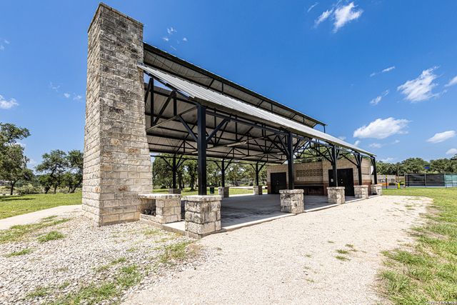 723 Vista Springs Dr, Spring Branch, TX 78070