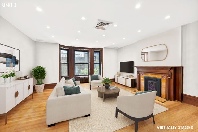 43 W 84TH Street, New York City, NY 10024