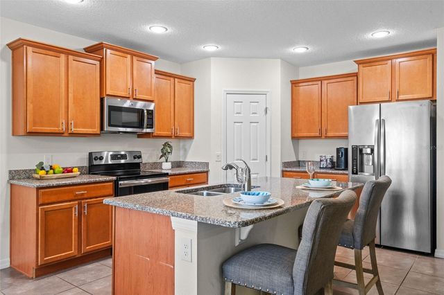 1330 BUCKTAIL COURT, Kissimmee, FL 34746