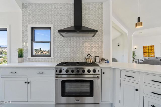 4480 Sunnycrest Drive, Los Angeles, CA 90065