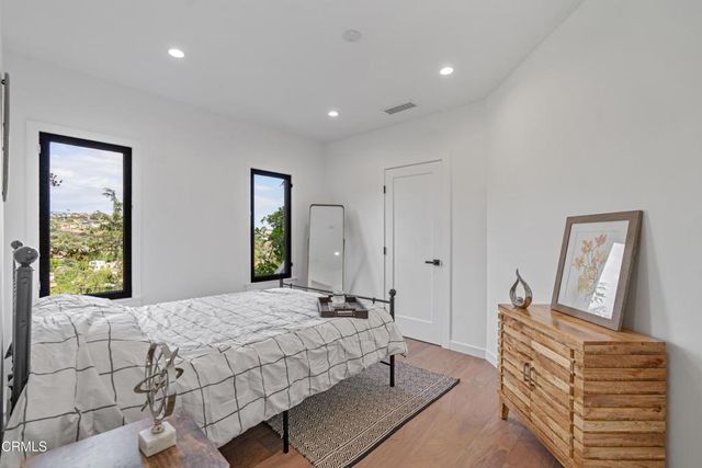 4480 Sunnycrest Drive, Los Angeles, CA 90065