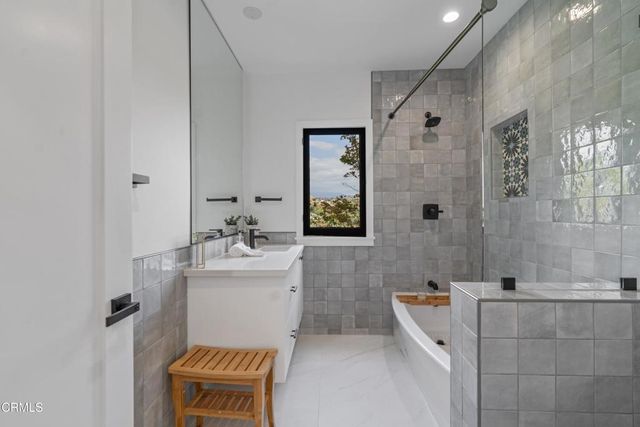 4480 Sunnycrest Drive, Los Angeles, CA 90065