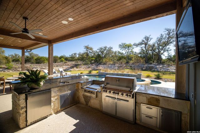 260 Bear Creek, New Braunfels, TX 78132