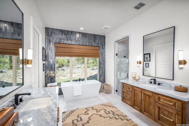 260 Bear Creek, New Braunfels, TX 78132