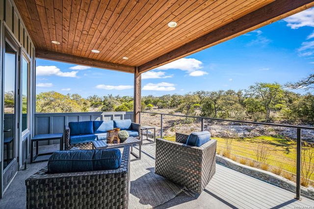 260 Bear Creek, New Braunfels, TX 78132