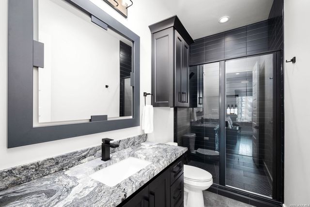 260 Bear Creek, New Braunfels, TX 78132