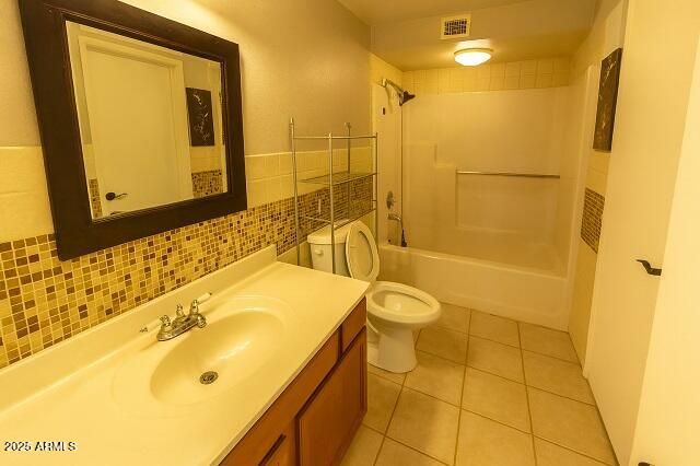 3227 W LISBON Lane, Phoenix, AZ 85053