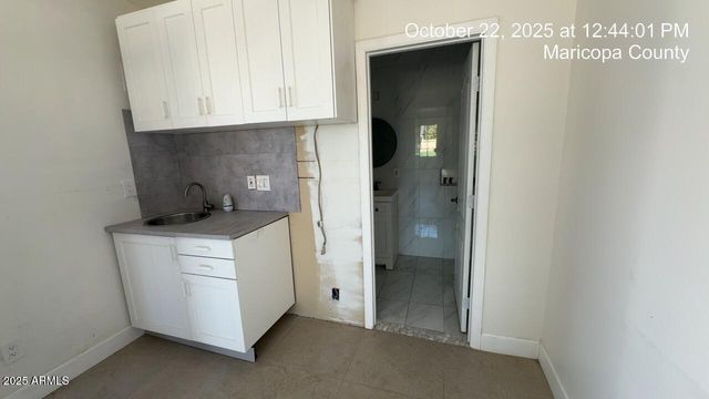 3227 W LISBON Lane, Phoenix, AZ 85053