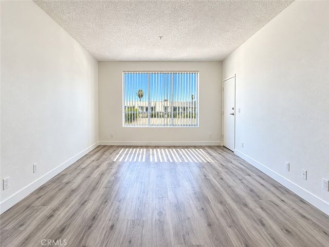 11657 Oxnard Street 212, North Hollywood, CA 91606
