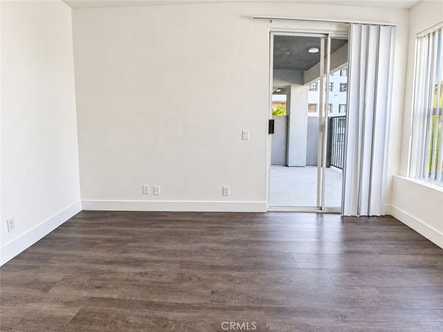 11657 Oxnard Street 212, North Hollywood, CA 91606