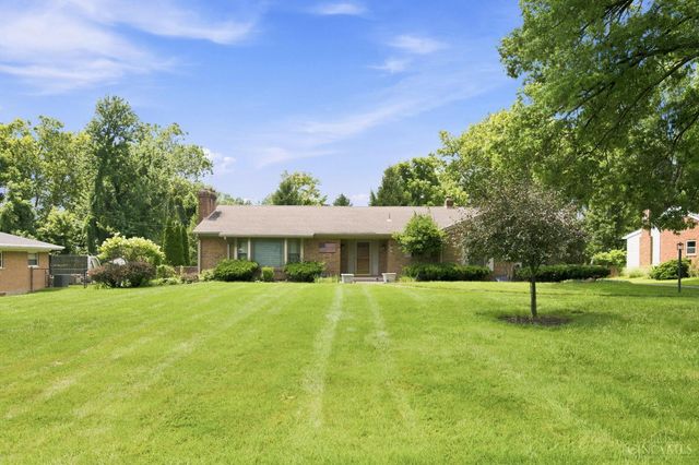 6555 Rollymeade Drive, Madeira, OH 45243