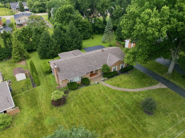 6555 Rollymeade Drive, Madeira, OH 45243
